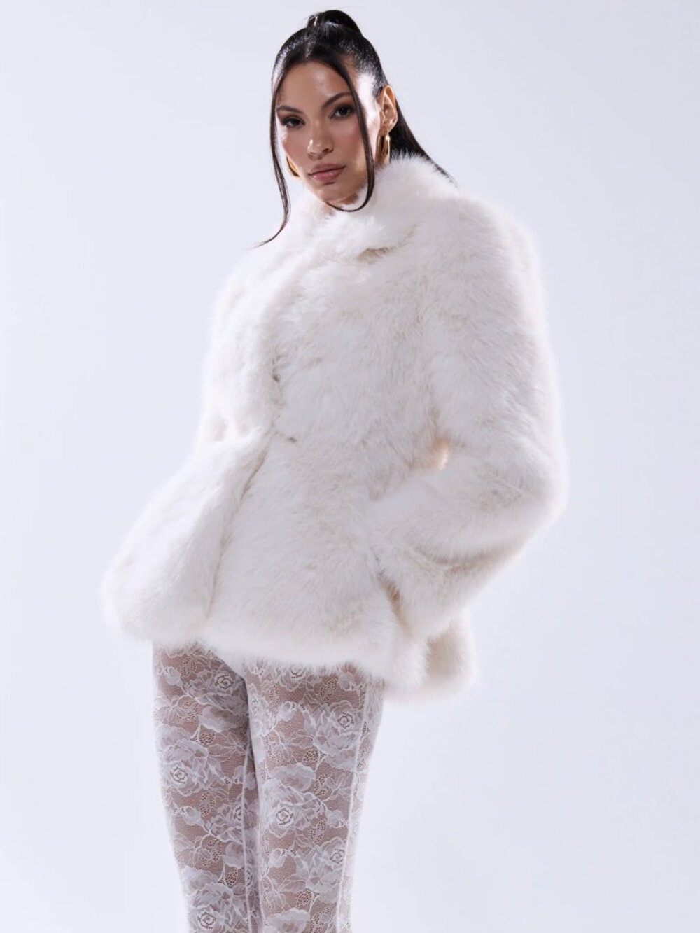 Stunning NWT AKIRA Ivory Couture-inspired Faux Fur Peplum Coat